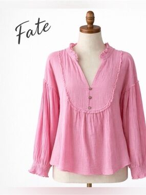 NWT Fate Split Neck Gauze Shirt.
Size L.
Bubblegum Pink. Balloon sleeves.